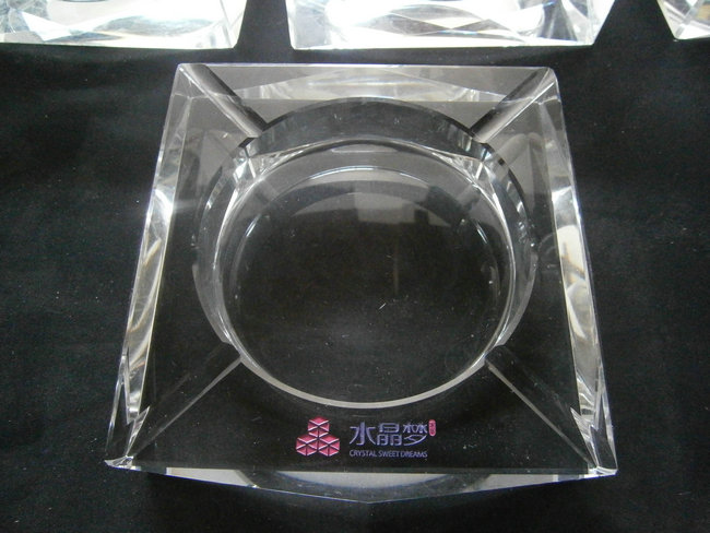 水晶煙灰缸